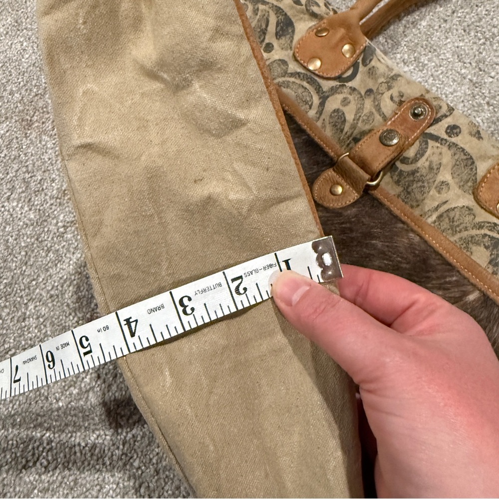 Chloe & Lex Leather Cow Hide Cotton Recycled Canvas Patchwork Tote Bag - Picture 5 of 12